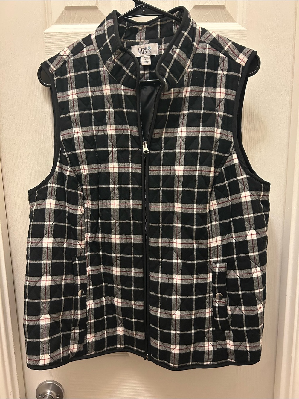 Croft & Barrow Black, White & Red Plaid Quilted Jacket